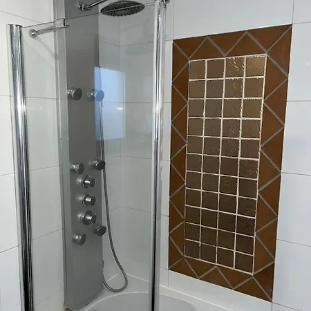 דירה Luxury Apartment,near Beach&golf אמורה